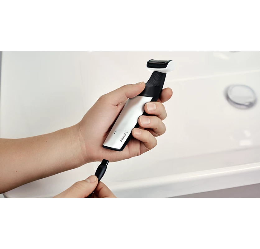 PHILIPS Bodygroom series 3000 Showerproof body groomer | Best Trimmer for your Body Hair (BG3005/15)