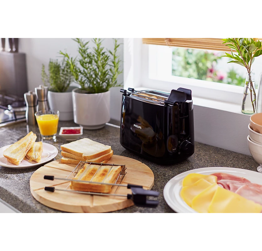 PHILIPS Daily Collection Toaster |8 settings, Integrated bun warming rack, Compact design, Sandwich rack (HD2583/90)