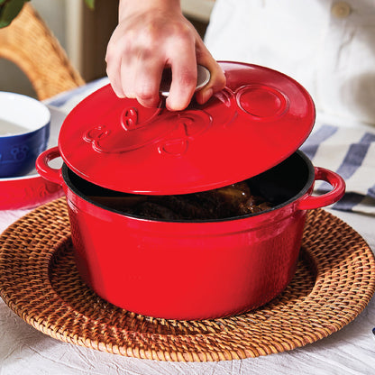 Meyer Disney Bon Voyage Enameled Red Cast Iron Casserole with Lid (20cm,2.5L)