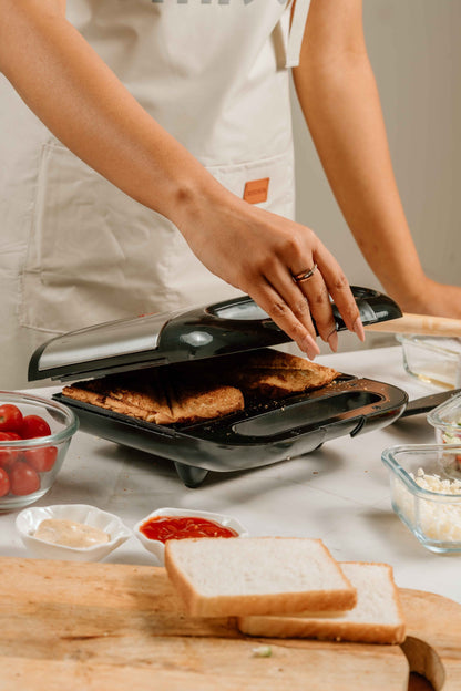 KAIROS Toasty Delight 700W Electric Sandwich Maker | Easy & Fast Toasting, Compact Kitchen Appliance | Non-Stick Plates, Quick Toasting, Perfect for Home & Office