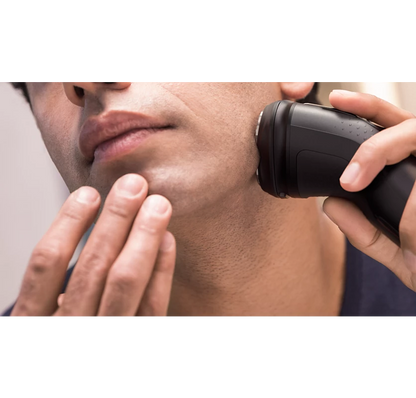 Philips AquaTouch Shaver | Wet or Dry electric shaver | 1000 Series