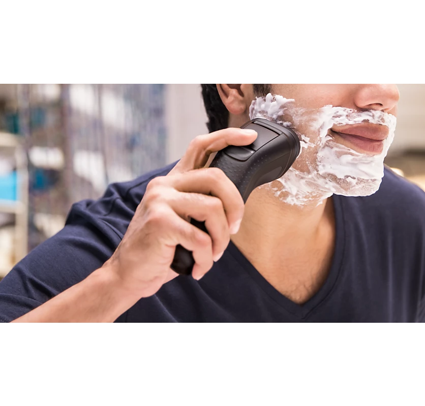 Philips AquaTouch Shaver | Wet or Dry electric shaver | 1000 Series