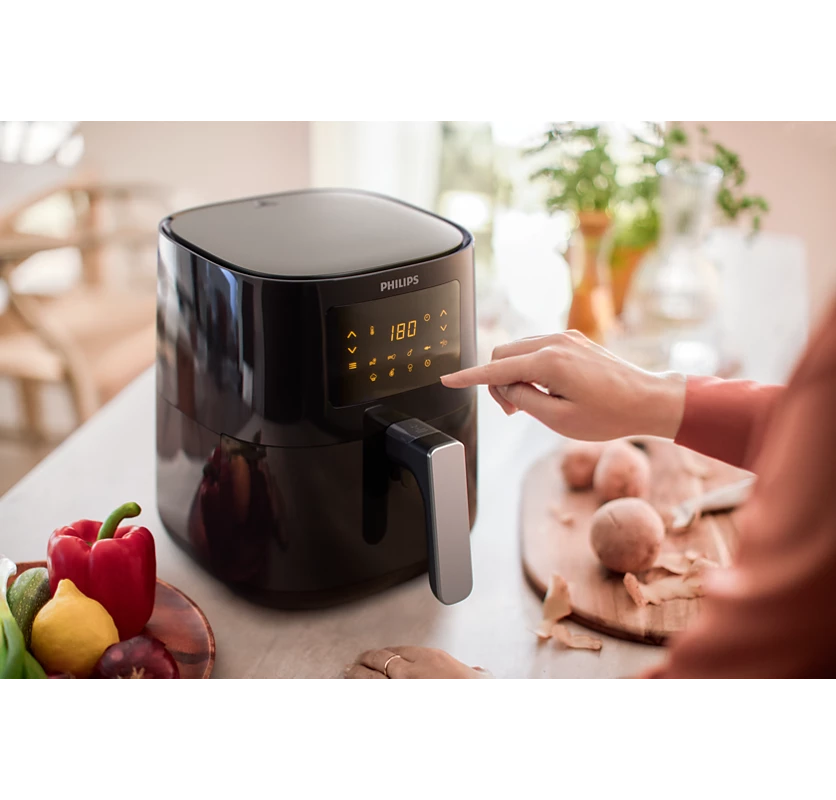 PHILIPS 3000 Series Airfryer L | Rapid Air Technology, Compact 4.1L Airfryer (HD9252/70)