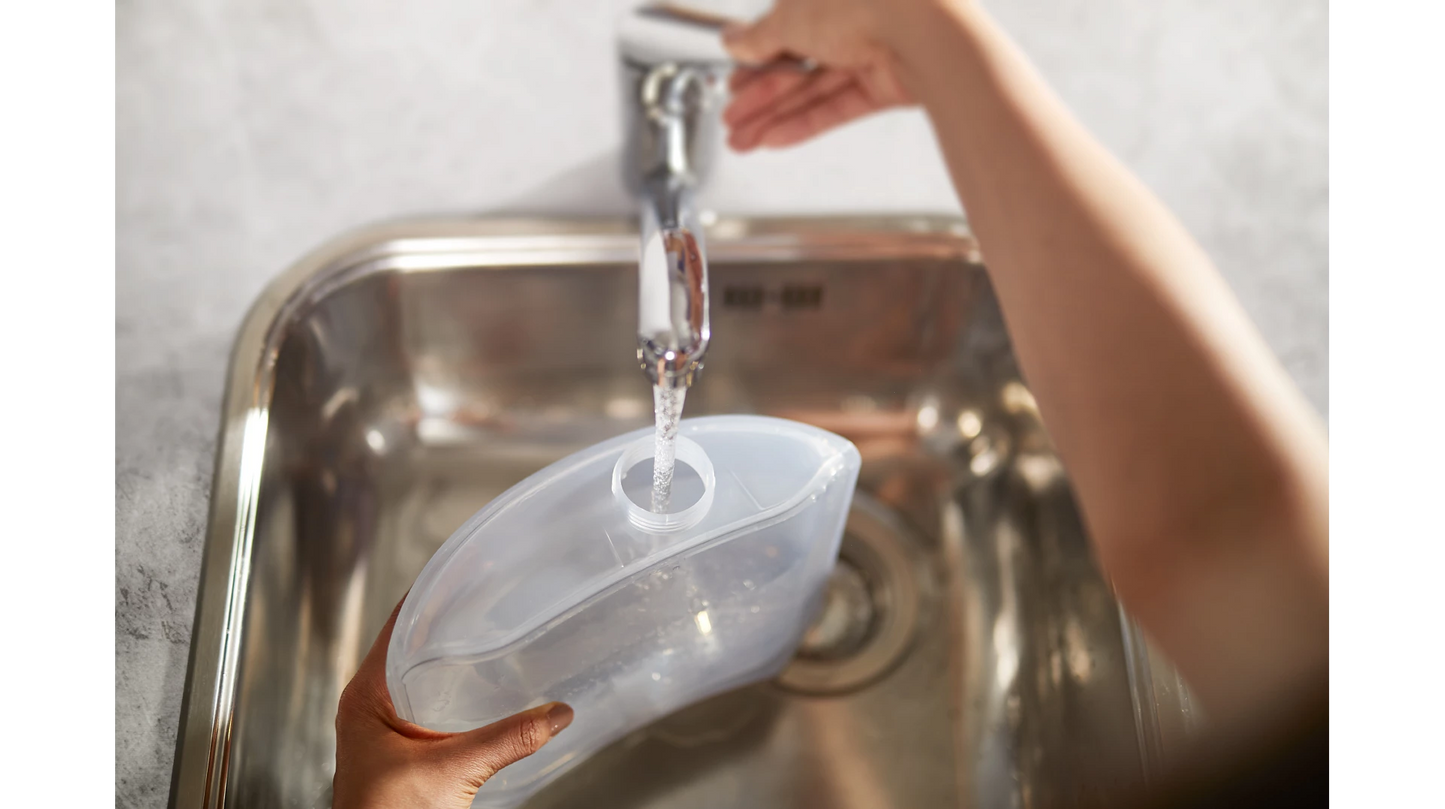 PHILIPS Easy Touch Stand Steamer (GC487/89)