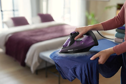 PHILIPS 5000 Series Steam iron (DST5030/80)